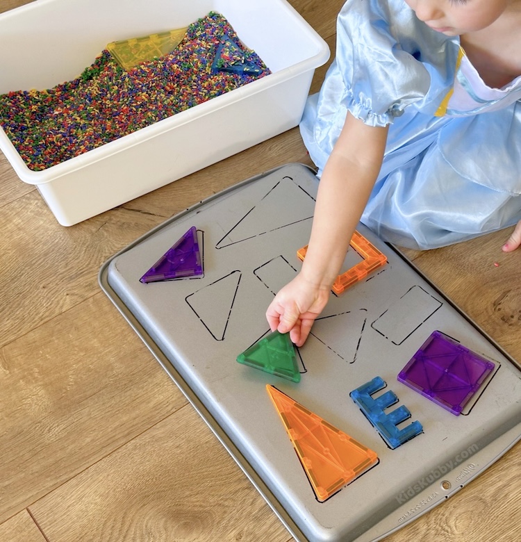 Magnetic shapes sensory activity